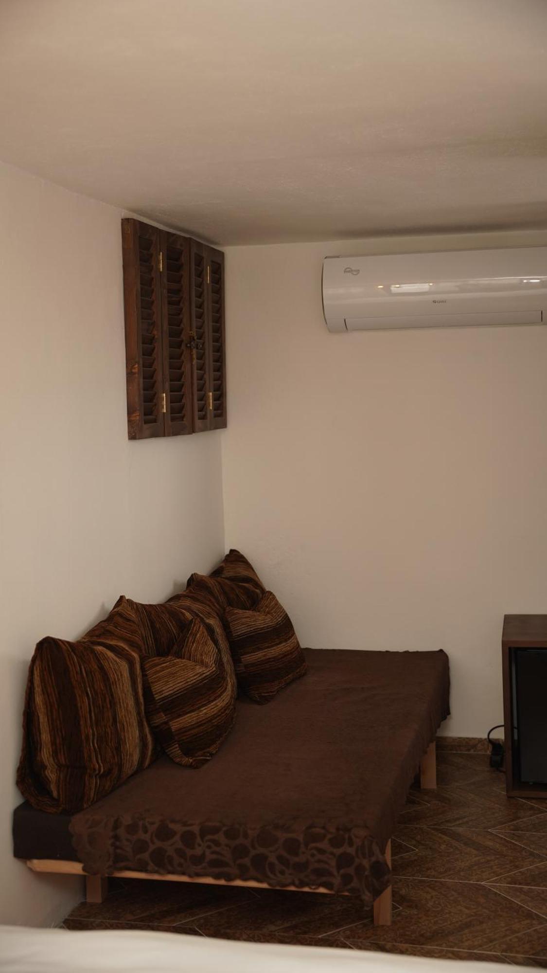 Relax Inn Κορυτσά Εξωτερικό φωτογραφία
